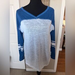 Honey Punch Blue and White Long Sleeve V-Neck top